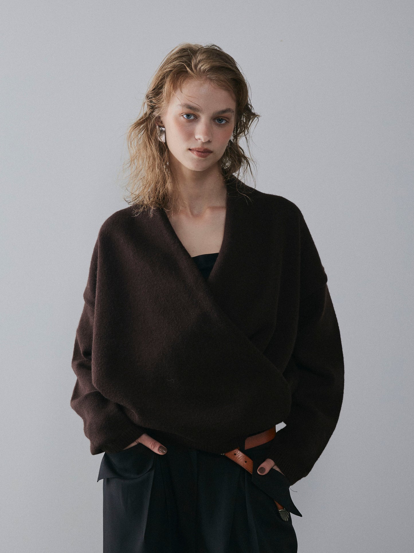 【予約:11月中旬】
Wrap Knit/60251009018