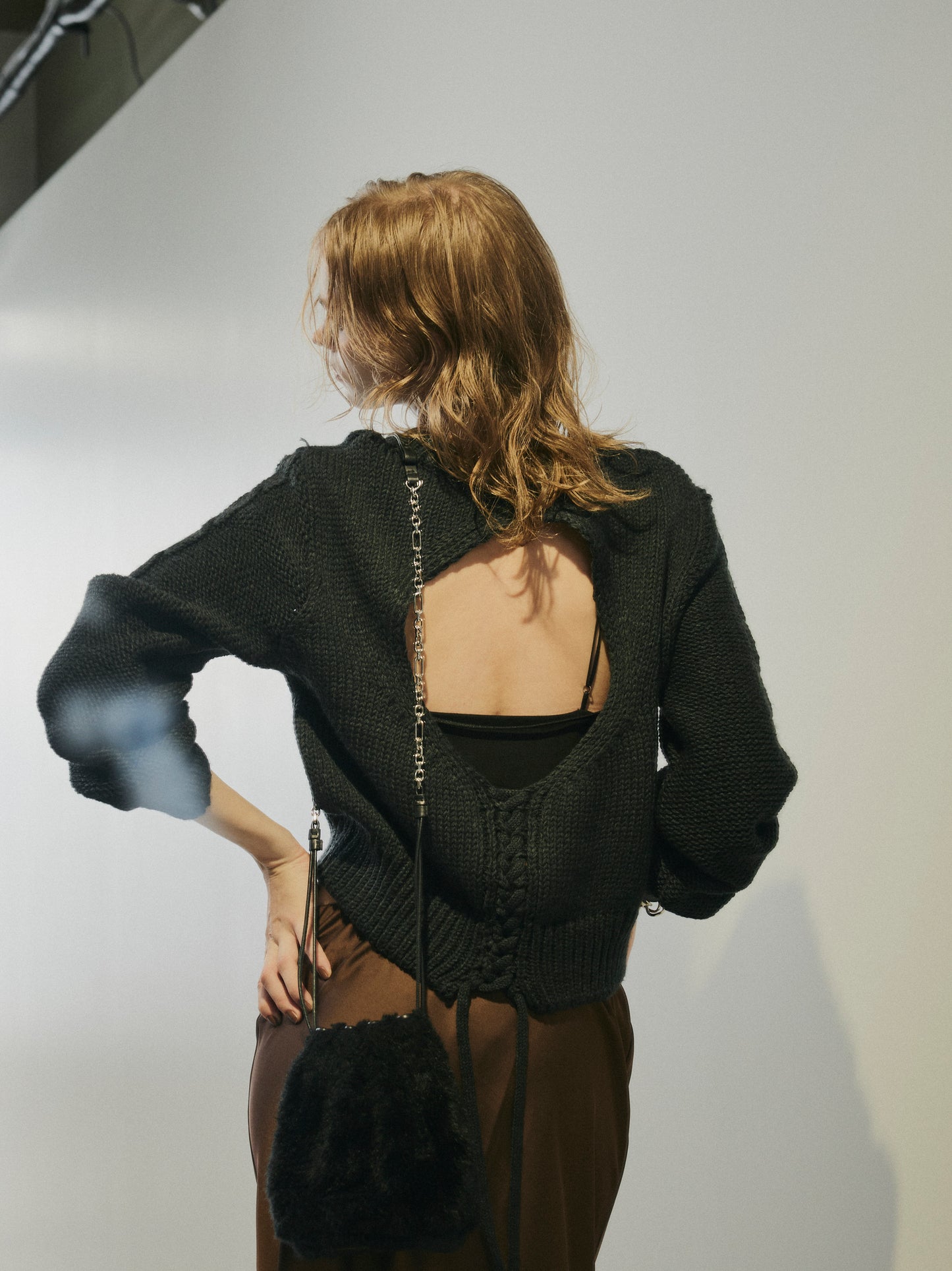 【予約:12月中旬】Laced Back Hole Knit/60251009019