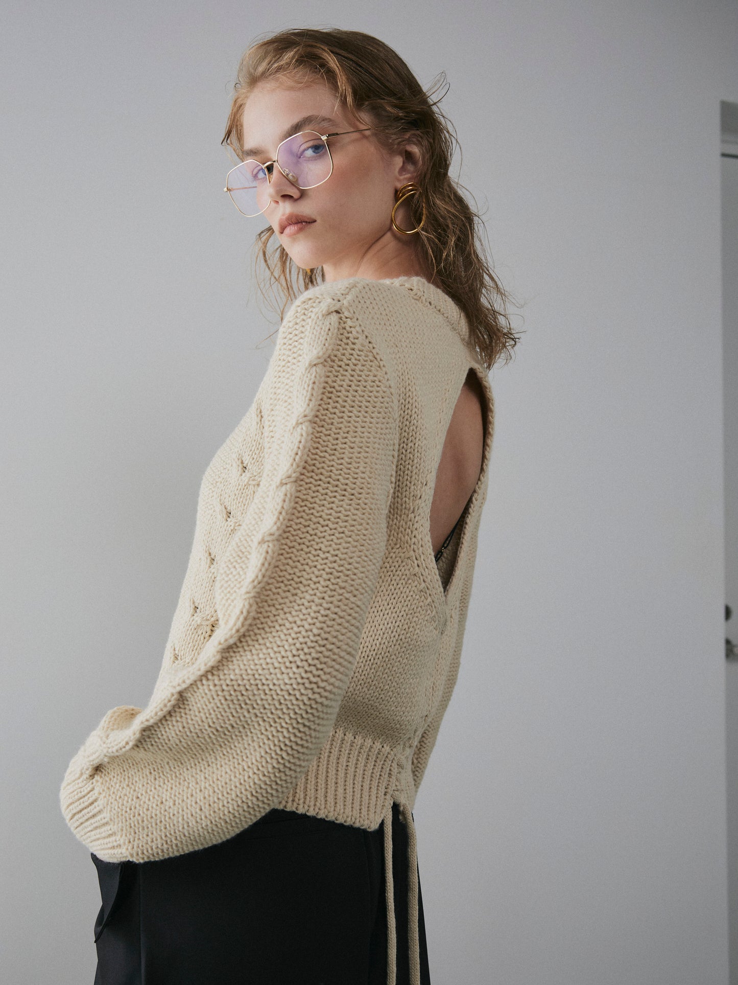 【予約:11月中旬】Laced Back Hole Knit/60251009019