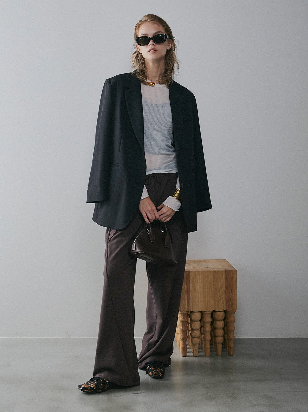 【予約:11月中旬】Curved Sweat Pants/60251003027