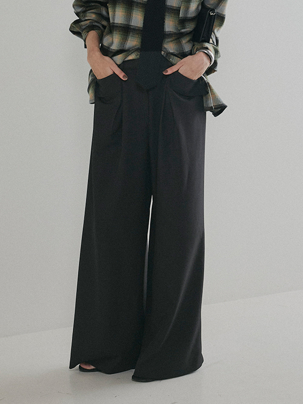 【予約:11月中旬】Utility Flap Wide Pants/60251003029