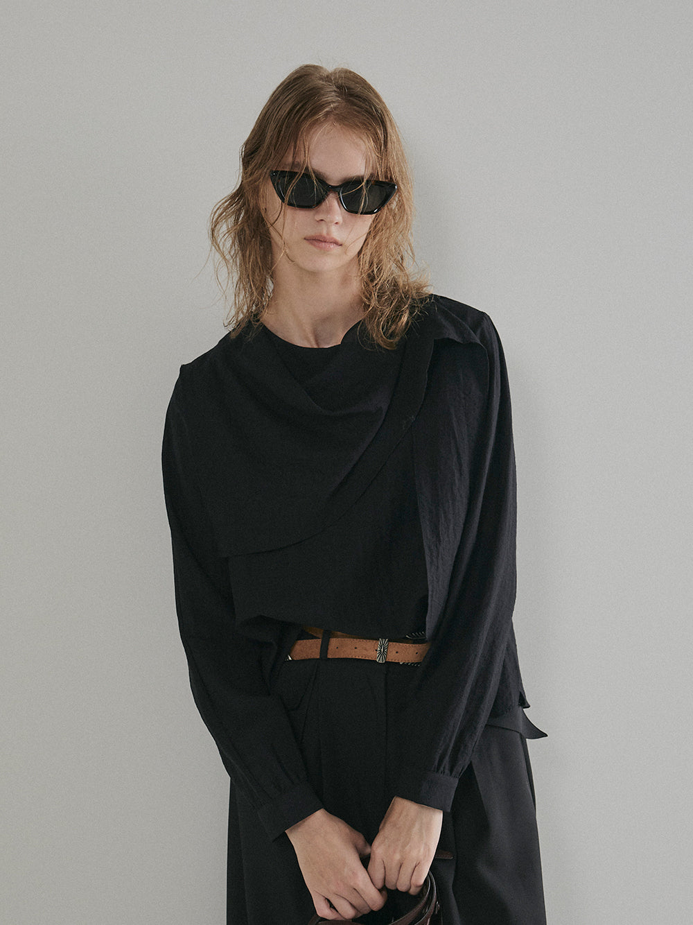 【予約:11月中旬】Fluid Flow Blouse/60251001013