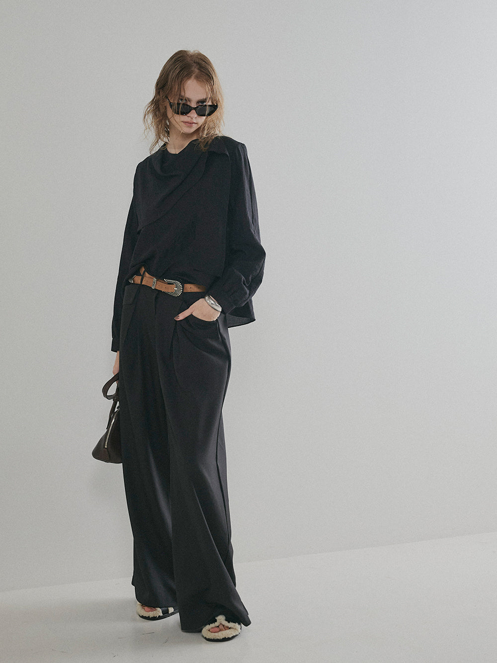 【予約:11月中旬】Fluid Flow Blouse/60251001013