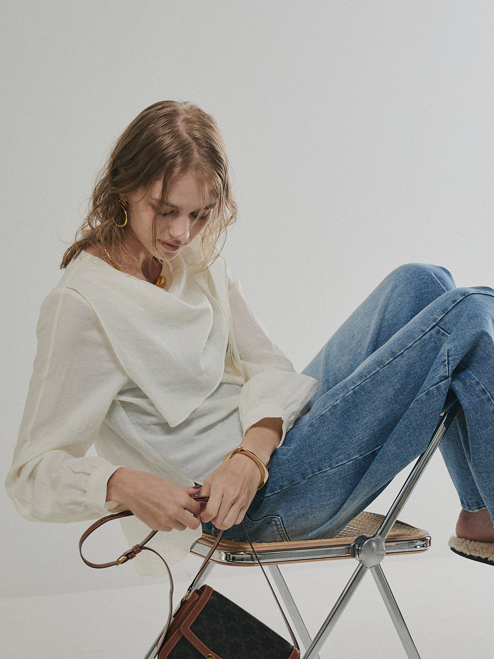 【予約:11月中旬】Fluid Flow Blouse/60251001013