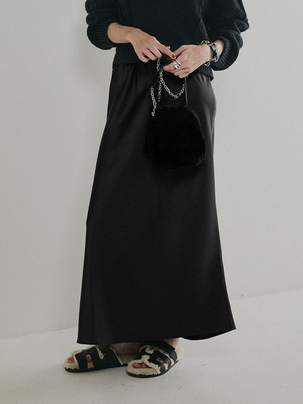 【予約:12月中旬】Satin Narrow Skirt/60251002022