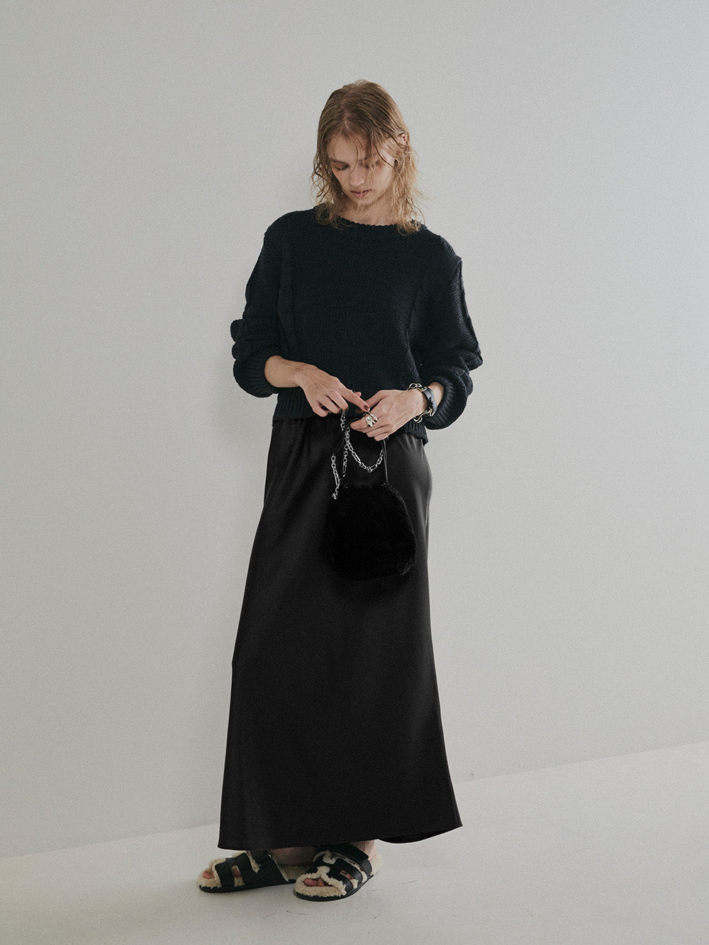 【予約:12月中旬】Satin Narrow Skirt/60251002022