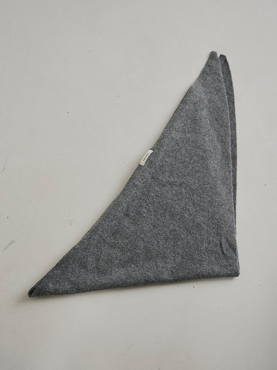 【予約:11月中旬】Triangle Knit Scarf/60251000033