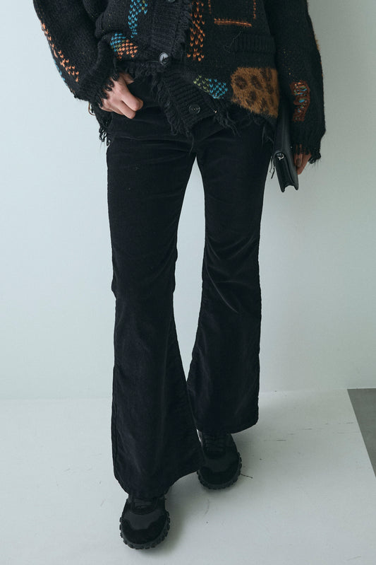 【予約：12月中旬】Corduroy Flared Pants／60251103052