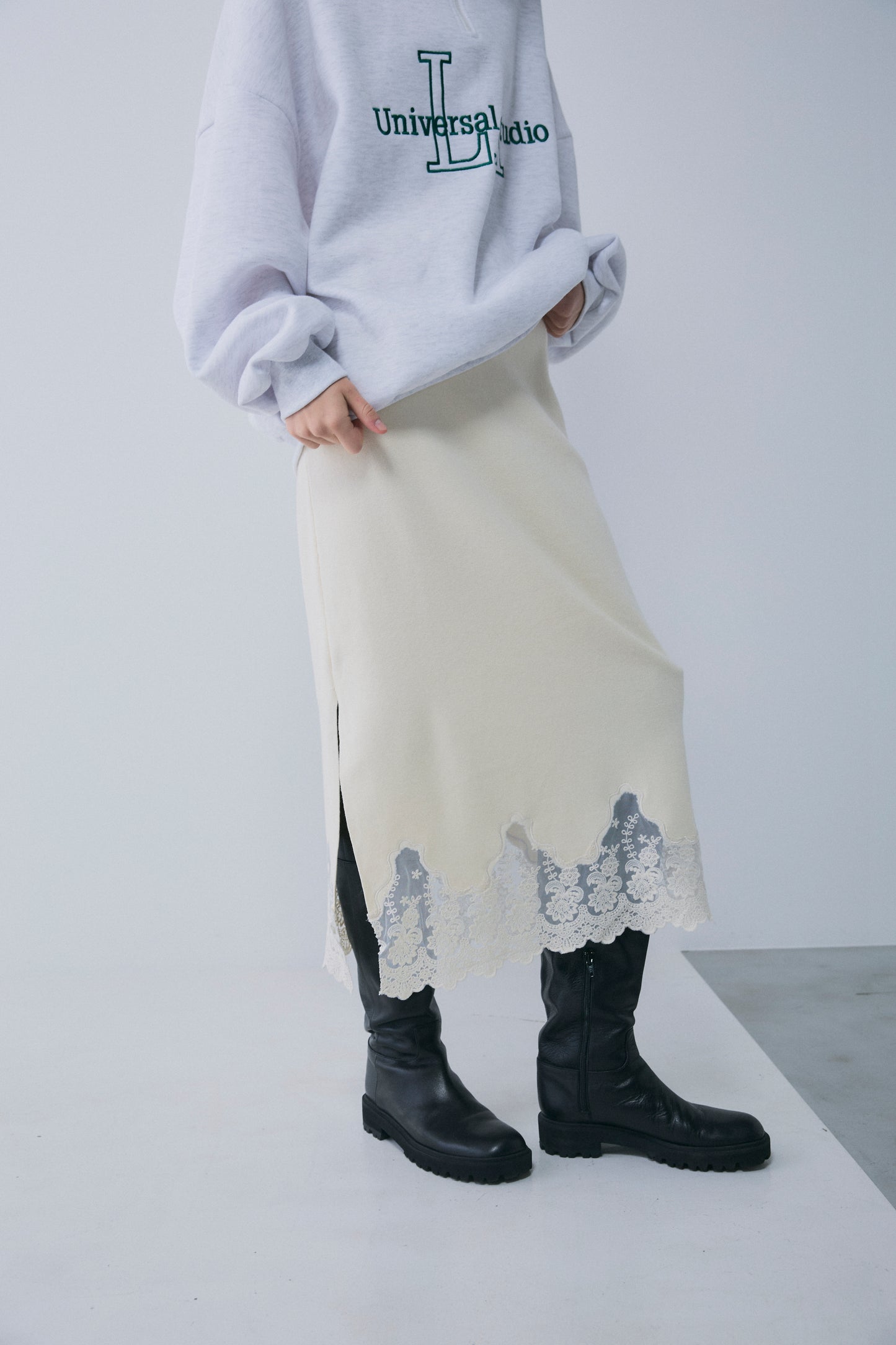 【予約：1月下旬〜2月上旬】Lace-Trim Knit Skirt／60251202068