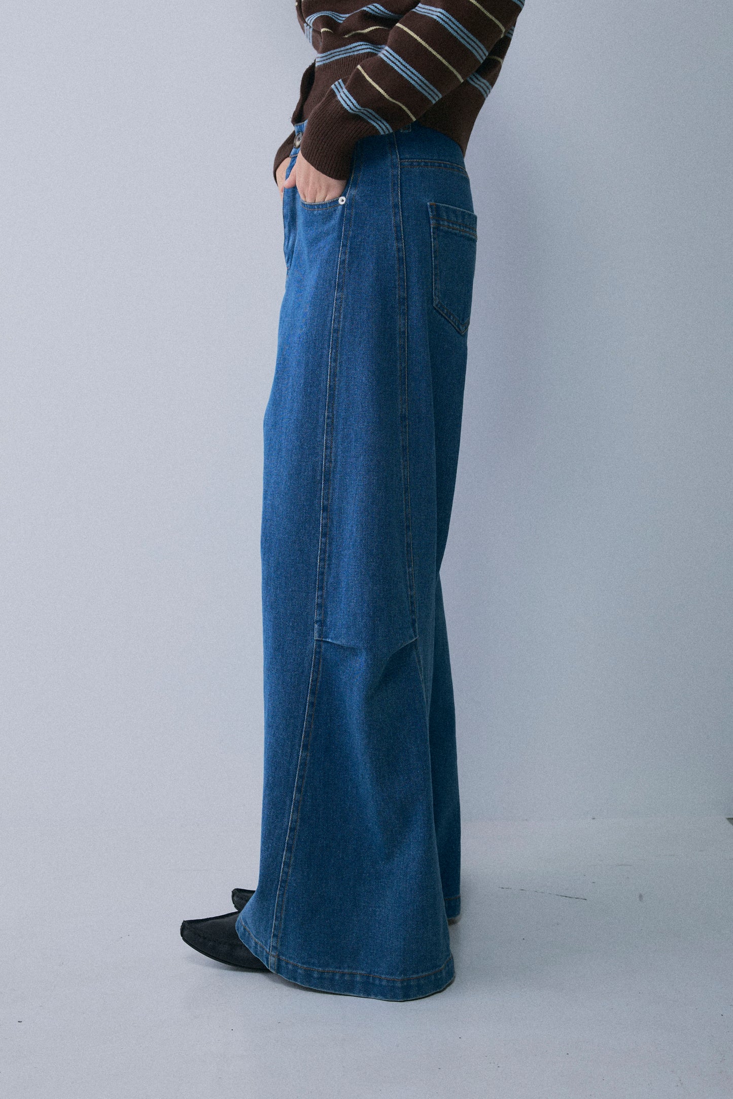【予約：2月中旬】Structured Wide Denim／M261-33017【SELECT】