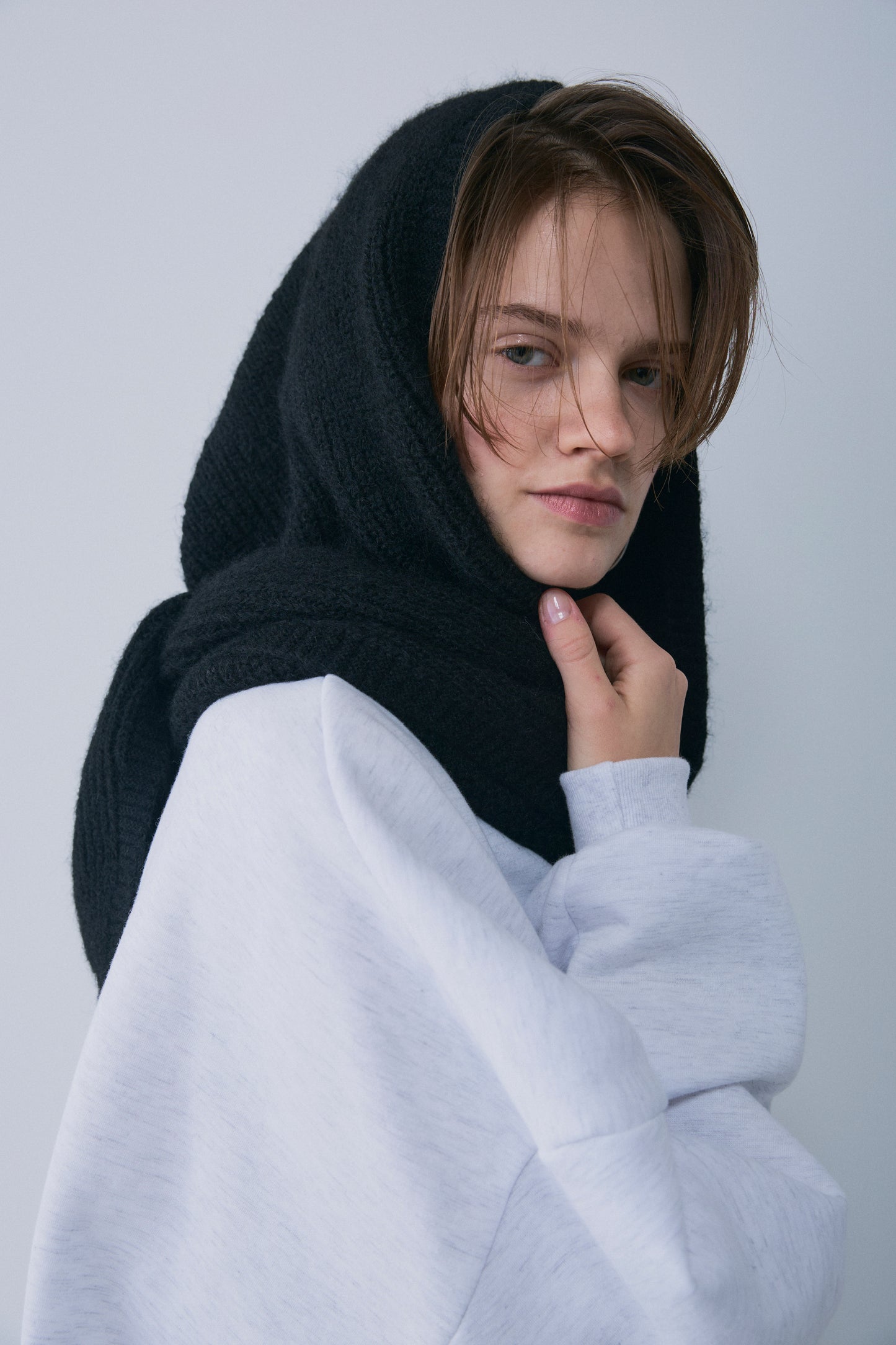 【予約：1月下旬〜2月上旬】Muffler Hood／60251200072