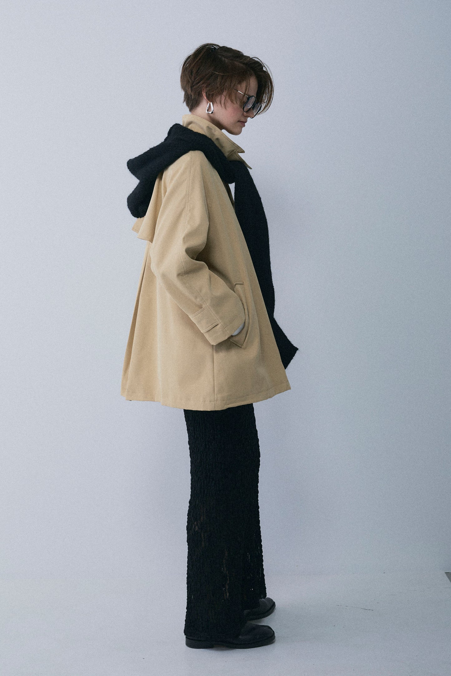 【予約：1月下旬〜2月上旬】Muffler Hood／60251200072