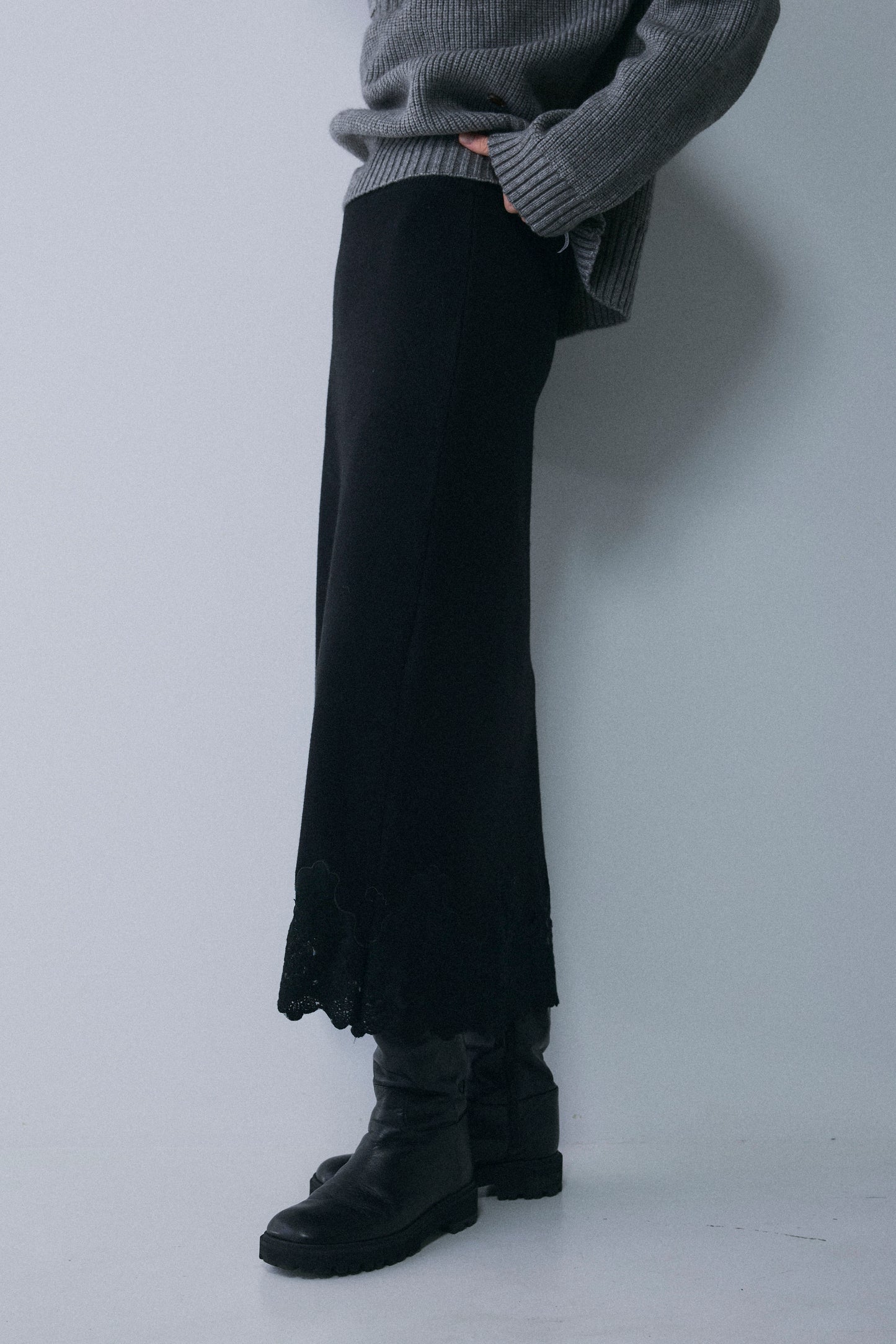 【予約：1月下旬〜2月上旬】Lace-Trim Knit Skirt／60251202068