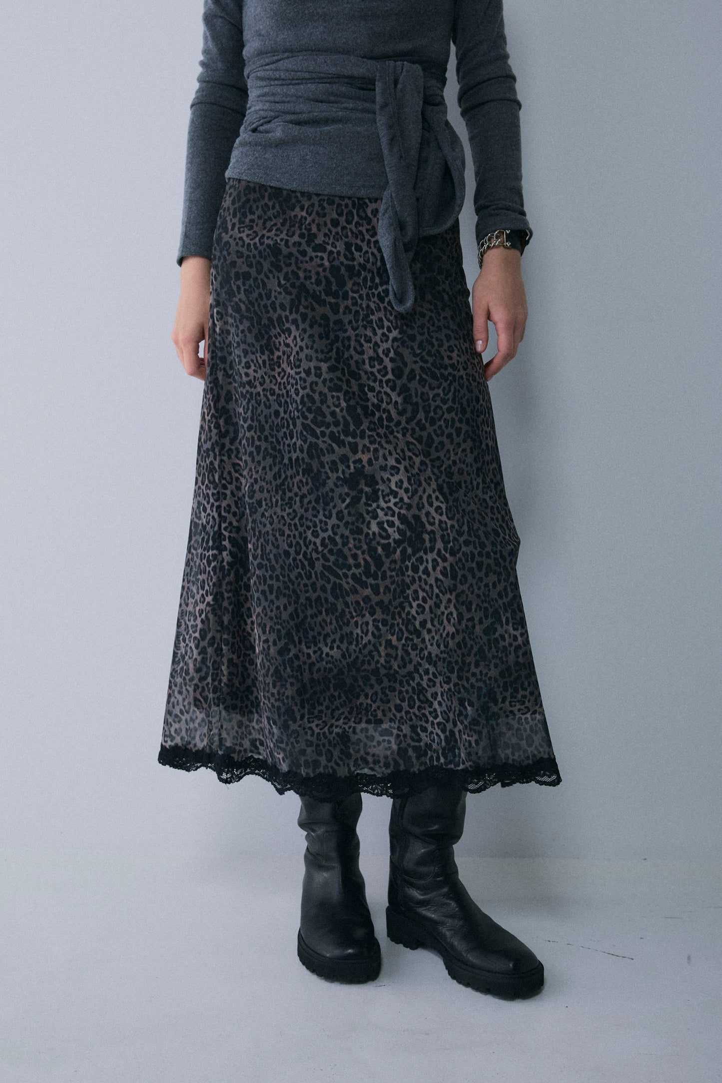 【予約：1月下旬〜2月上旬】Lace-Trim Sheer Leopard Skirt／60251202076