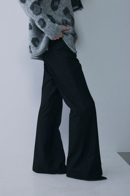 【予約：1月下旬〜2月上旬】Denim-Like Bootcut Pants／60251203069