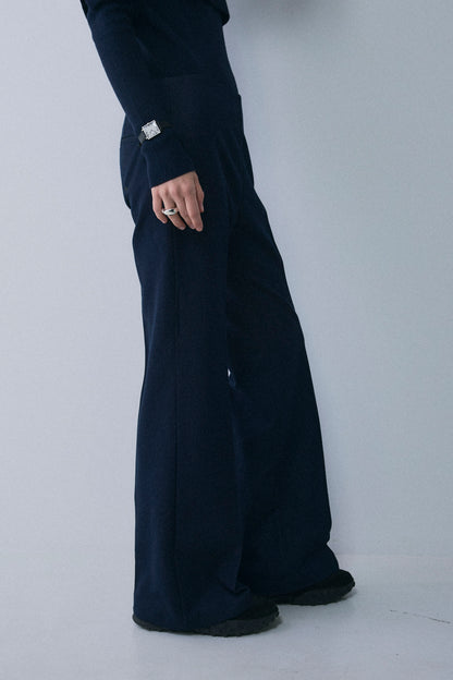 【予約：1月下旬〜2月上旬】Denim-Like Bootcut Pants／60251203069