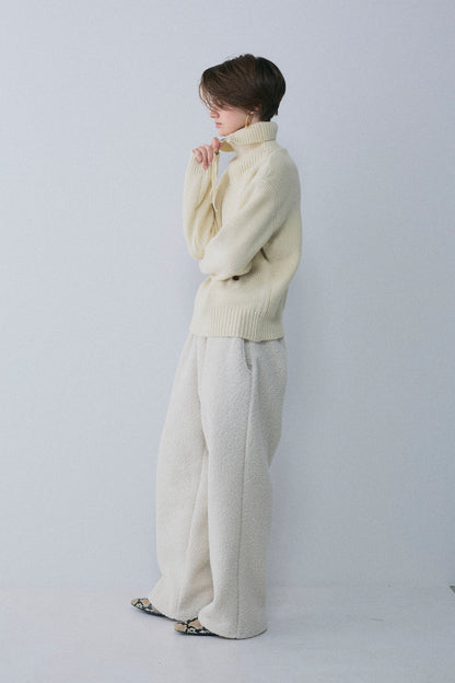 【予約：1月下旬〜2月上旬】Bouclé Fleece Overfit Poodle Pants／60251203070
