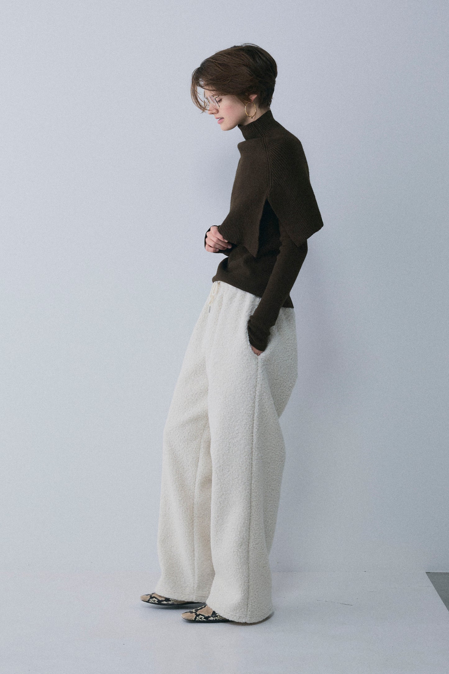 【予約：1月下旬〜2月上旬】Bouclé Fleece Overfit Poodle Pants／60251203070