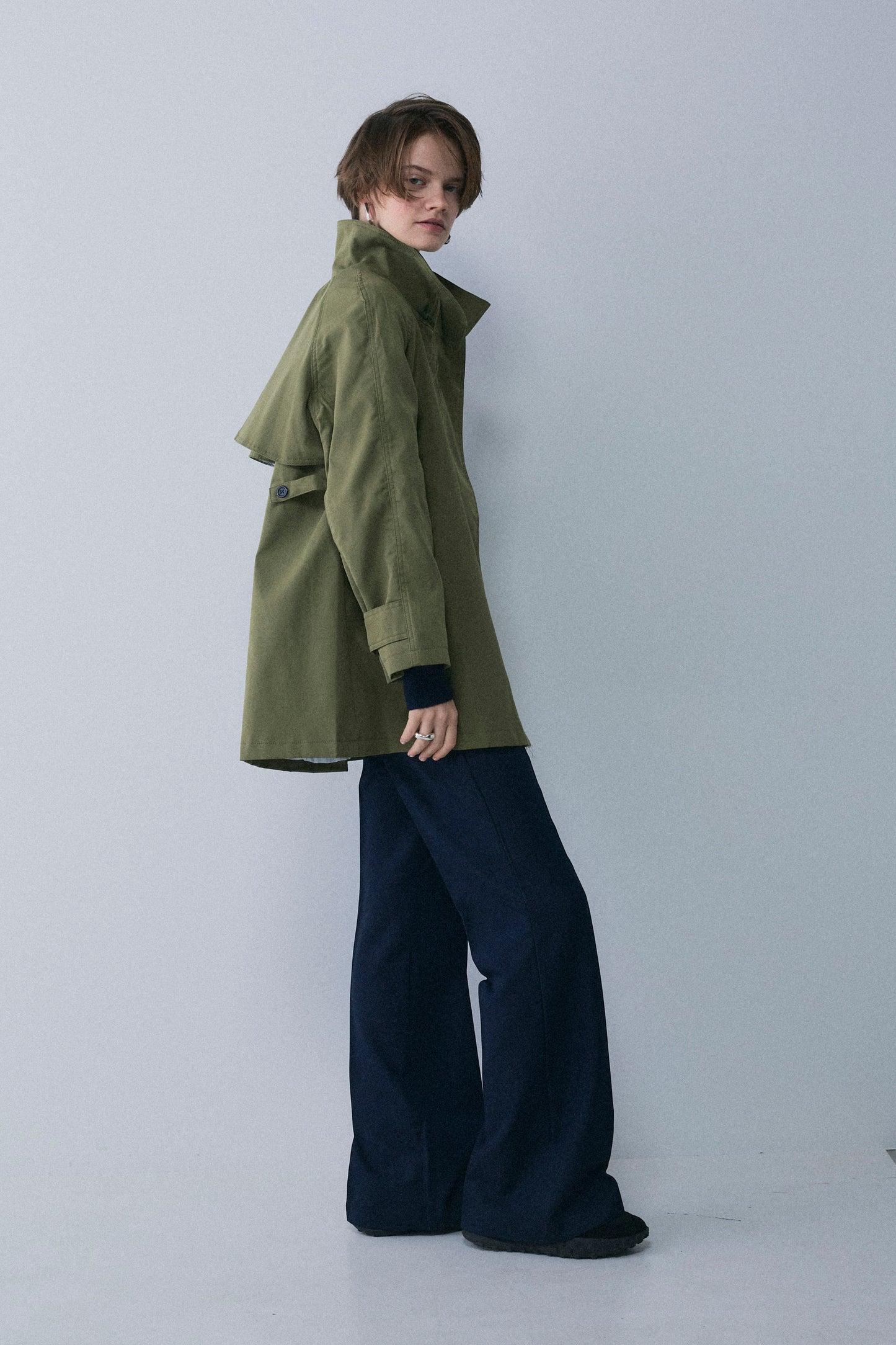 【予約：1月下旬〜2月上旬】A-Line Short Trench Coat／60251204060