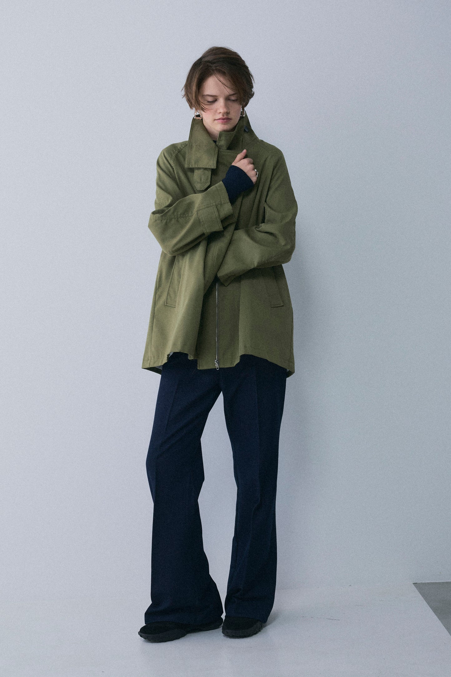 【予約：1月下旬〜2月上旬】A-Line Short Trench Coat／60251204060