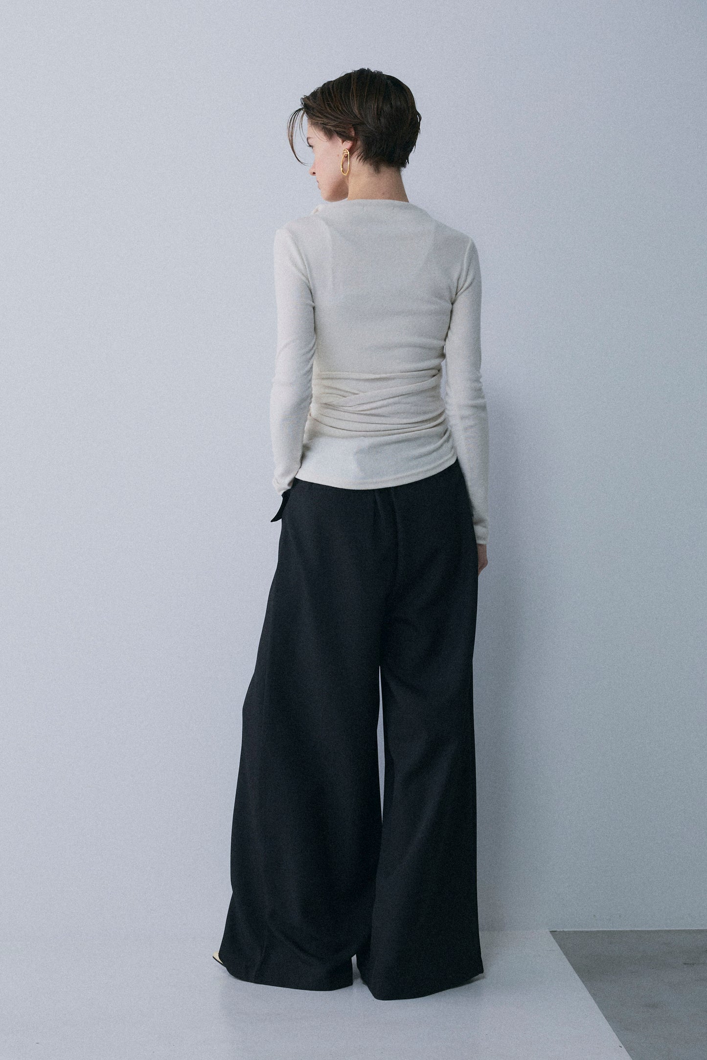 【予約：1月下旬〜2月上旬】Faux Wrap Long T-Shirt／60251208075