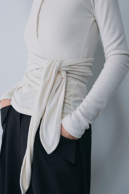 【予約：1月下旬〜2月上旬】Faux Wrap Long T-Shirt／60251208075