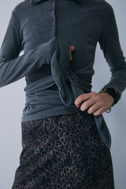 【予約：1月下旬〜2月上旬】Faux Wrap Long T-Shirt／60251208075