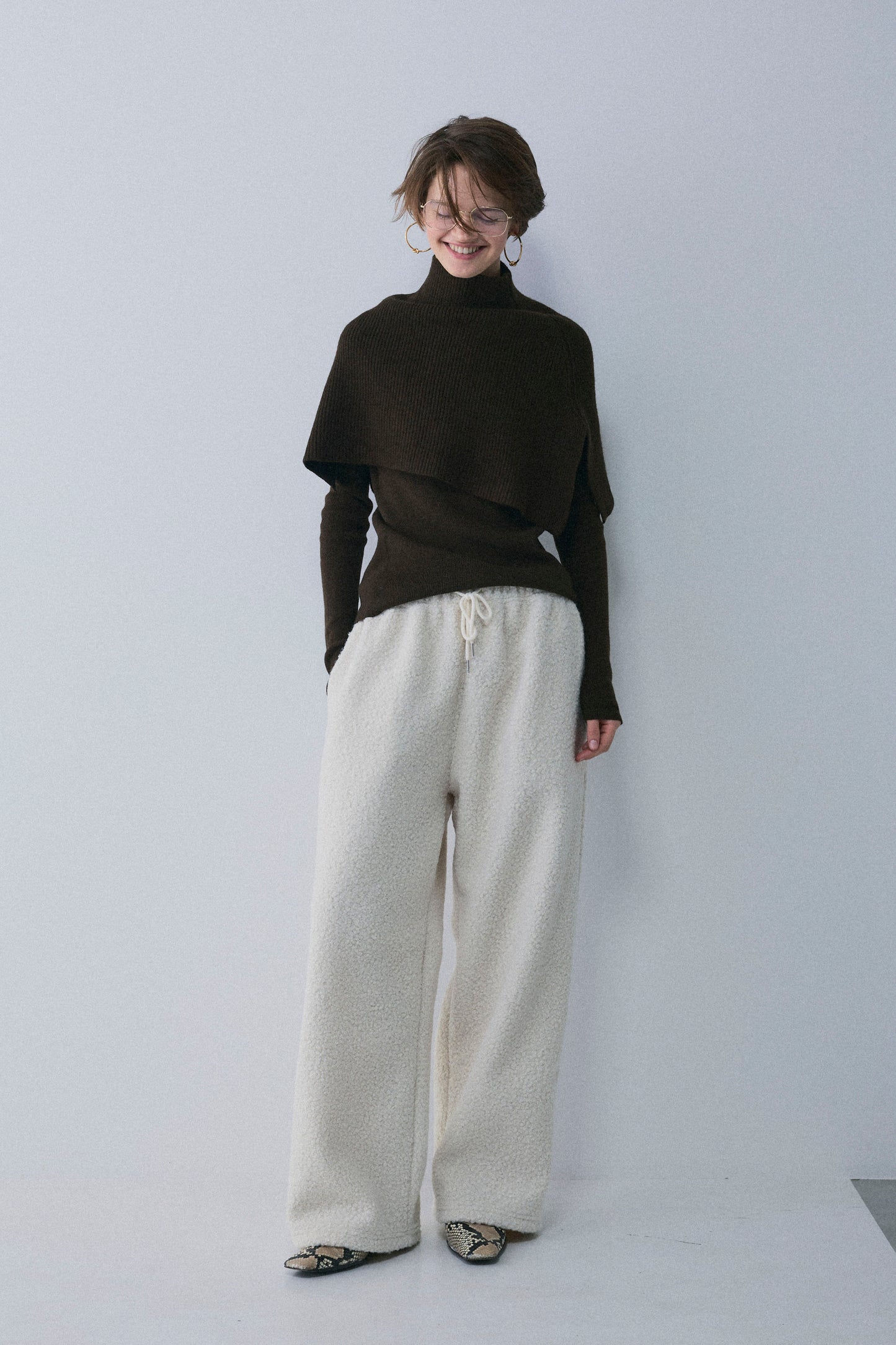 【予約：1月下旬〜2月上旬】Slick Cape Knit Set／60251209065