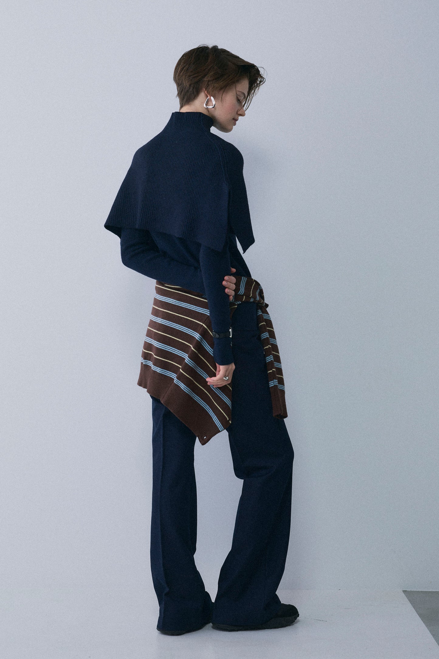 【予約：1月下旬〜2月上旬】Slick Cape Knit Set／60251209065