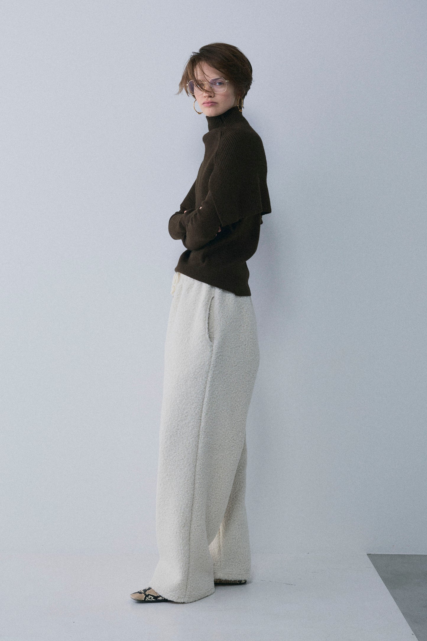 【予約：1月下旬〜2月上旬】Slick Cape Knit Set／60251209065