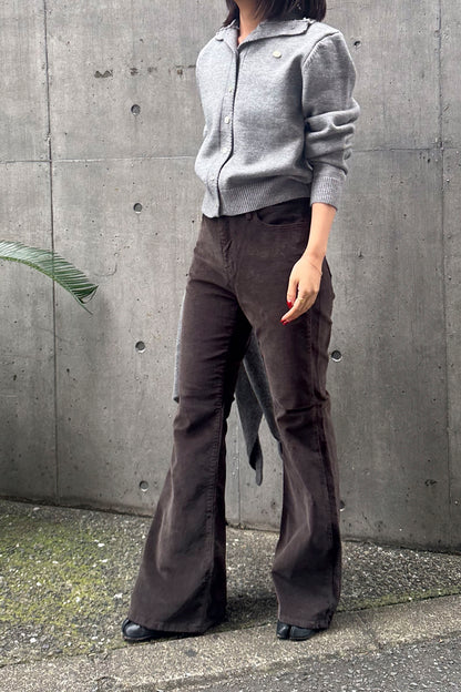 【予約：1月下旬〜2月上旬】Corduroy Flared Pants／60251103052