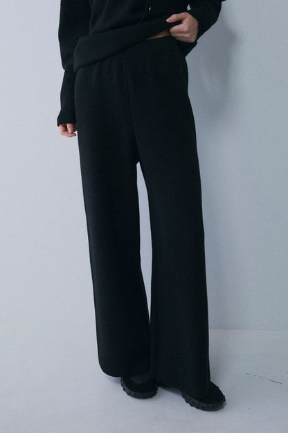 【予約：2月中旬】Sweat Like Pants／M261-33026【SELECT】