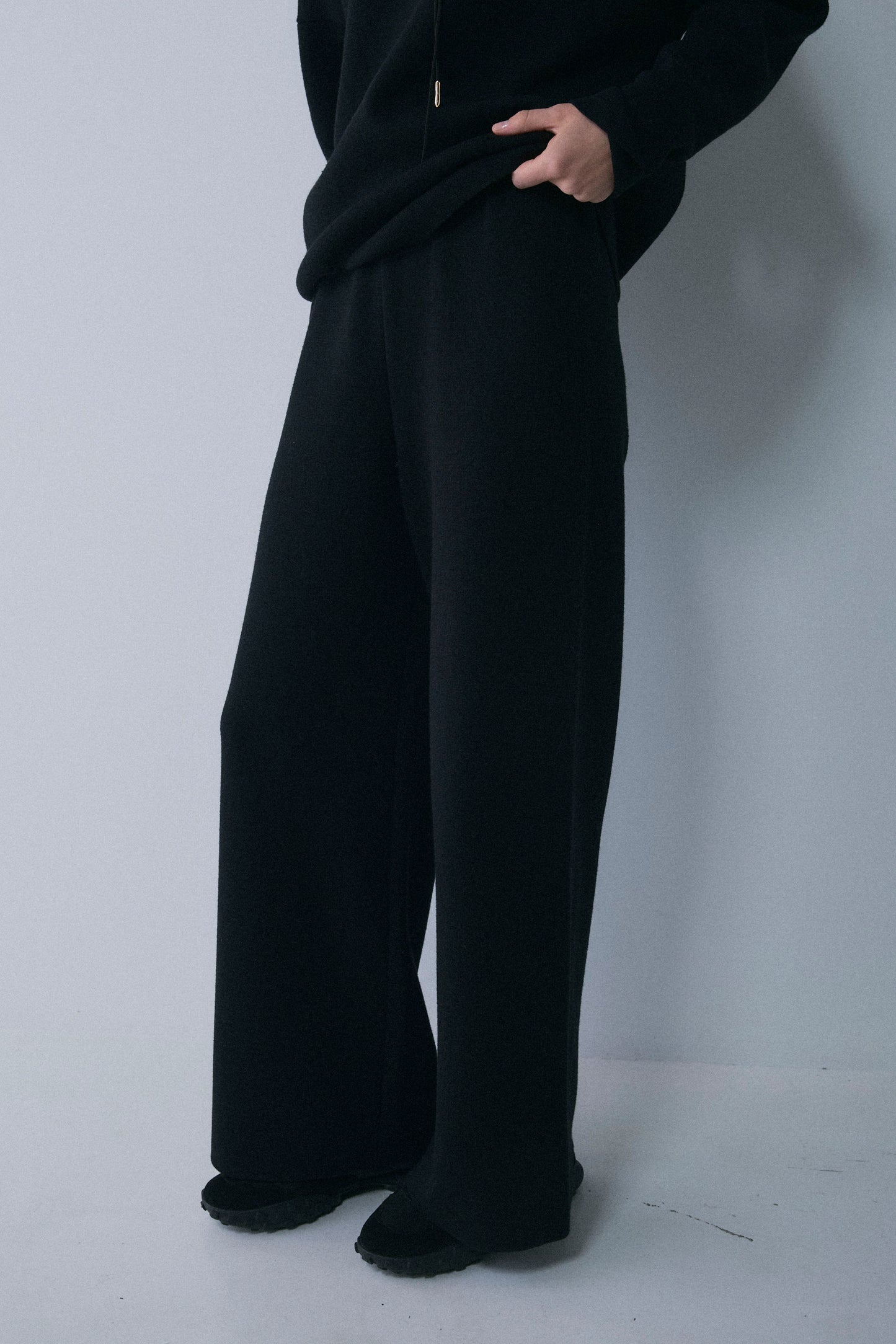 【予約：2月中旬】Sweat Like Pants／M261-33026【SELECT】