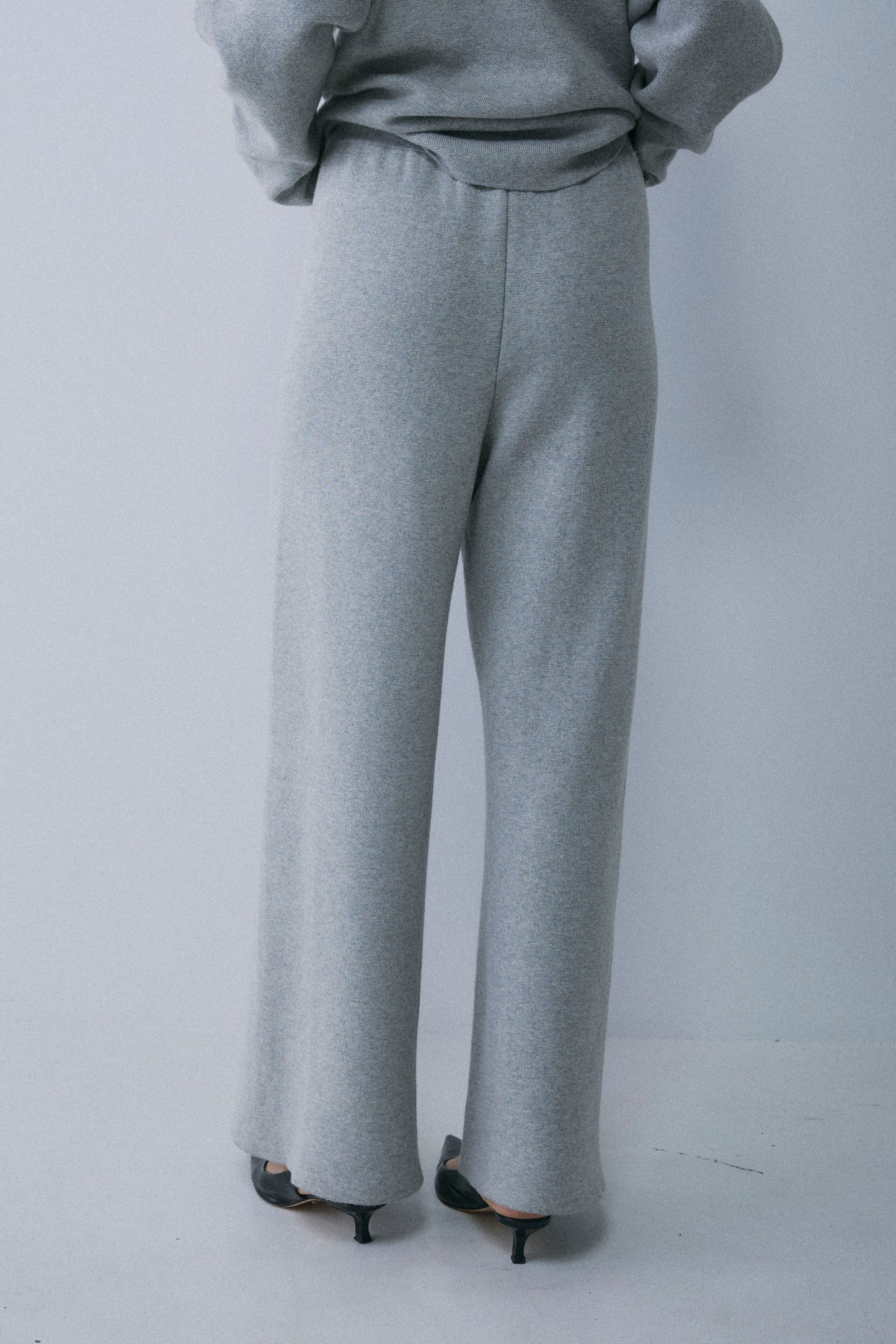 【予約：2月中旬】Sweat Like Pants／M261-33026【SELECT】