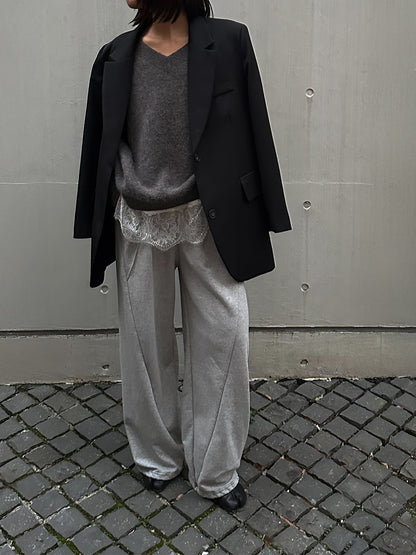 【予約：12月中旬】Asymmetry Lace Camisole／60251001014