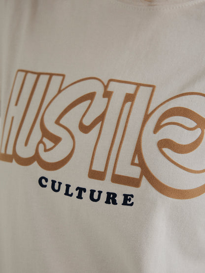 【予約：11月中旬】¨HUSTLE ¨
flocky print tee／60251008007