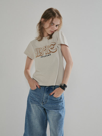 【予約：11月中旬】¨HUSTLE ¨
flocky print tee／60251008007