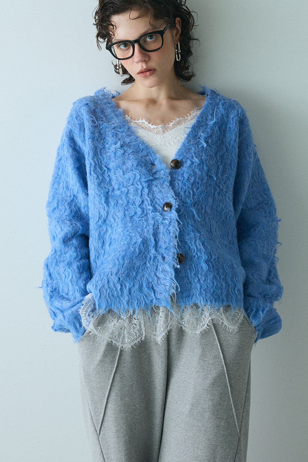 【予約：12月中旬】Asymmetry Lace Camisole／60251001014