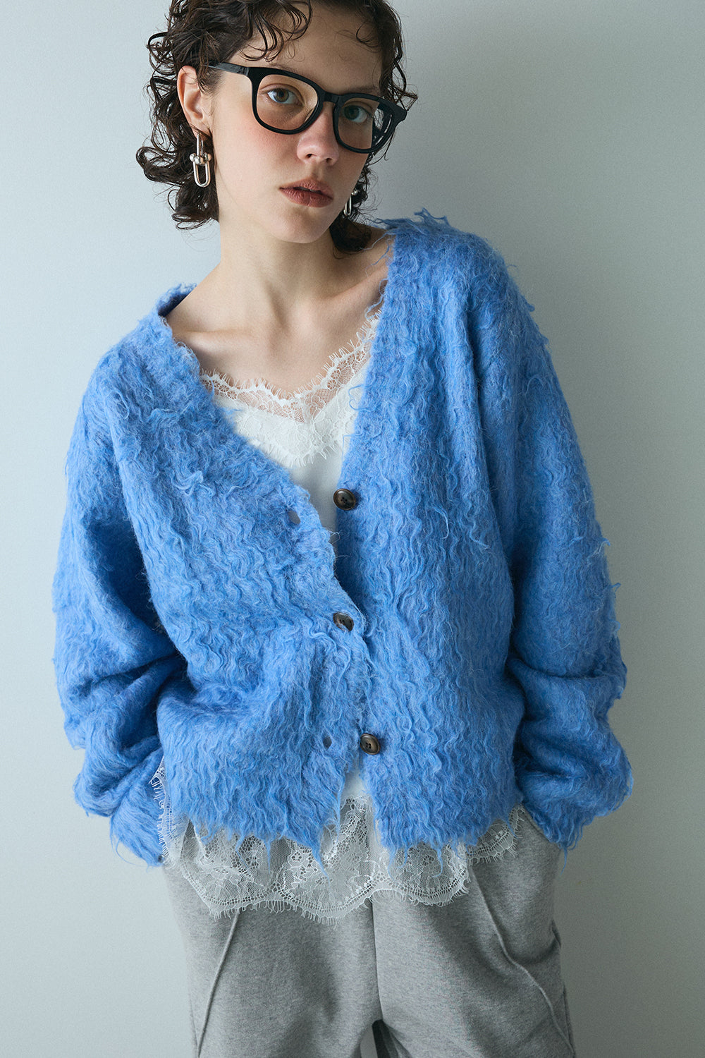 【予約：12月中旬】Asymmetry Lace Camisole／60251001014