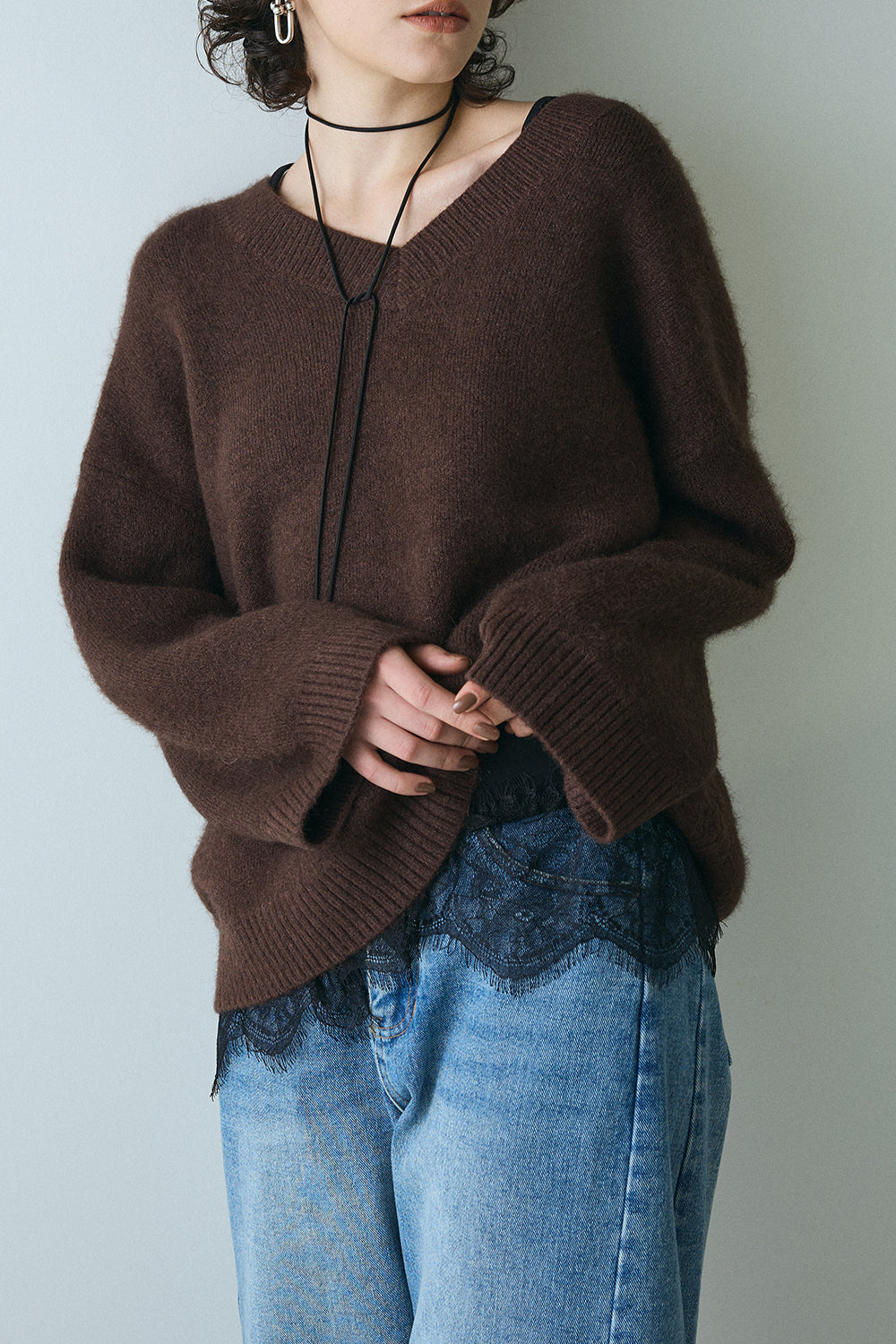 【予約：12月中旬】Asymmetry Lace Camisole／60251001014