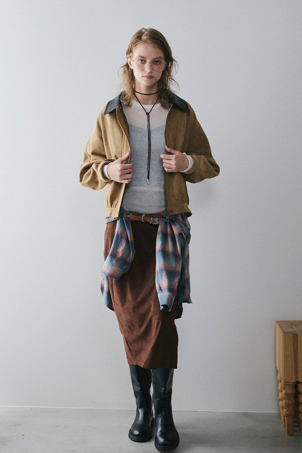 【予約：1月下旬〜2月上旬】Eco Suede Slit Skirt／60251002021