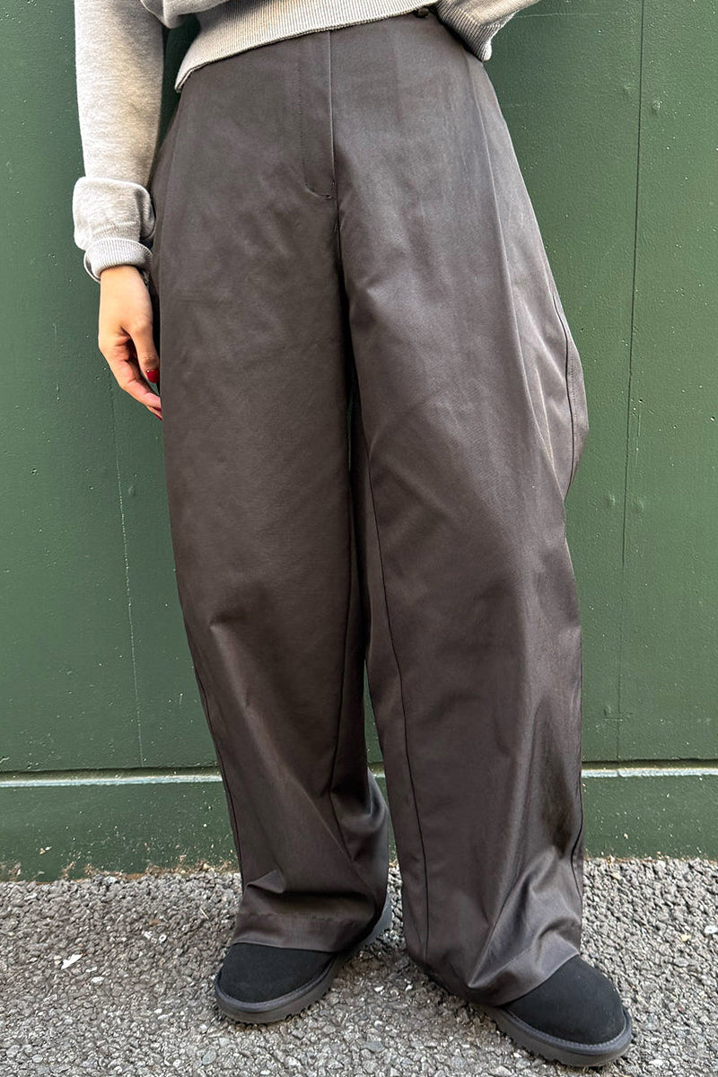 【予約：1月下旬〜2月上旬】Forge Tuck Pants／60251003028