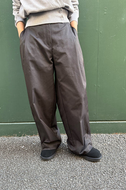 【予約：1月下旬〜2月上旬】Forge Tuck Pants／60251003028