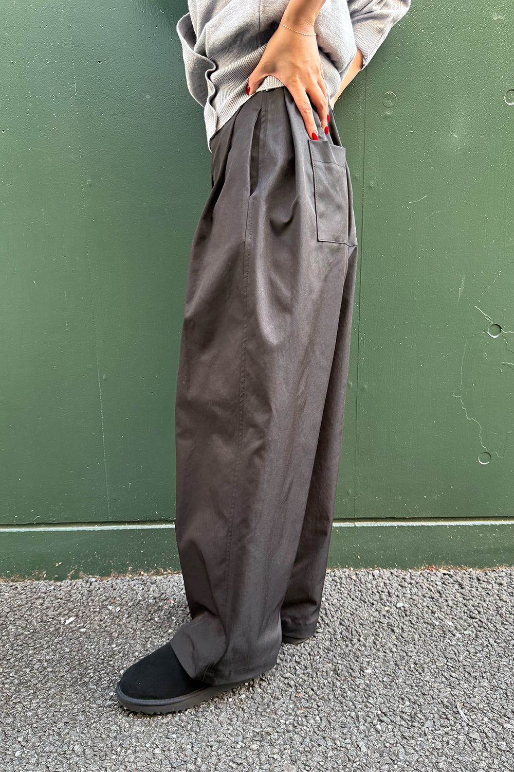 【予約：1月下旬〜2月上旬】Forge Tuck Pants／60251003028