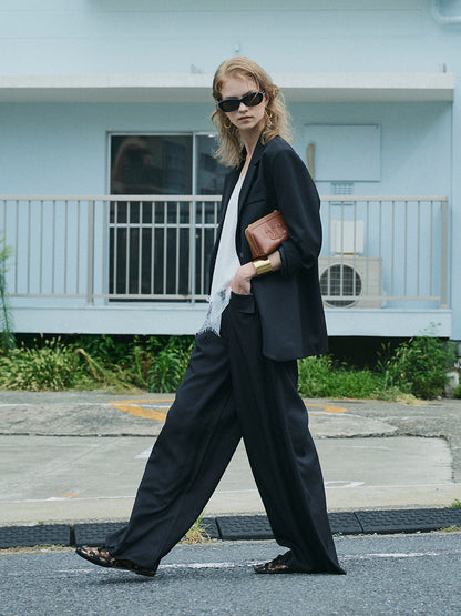 【予約：11月中旬】Sleek Tailored Jacket／60251004003