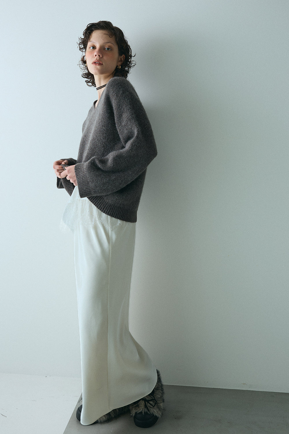 【予約：12月中旬】Asymmetry Lace Camisole／60251001014