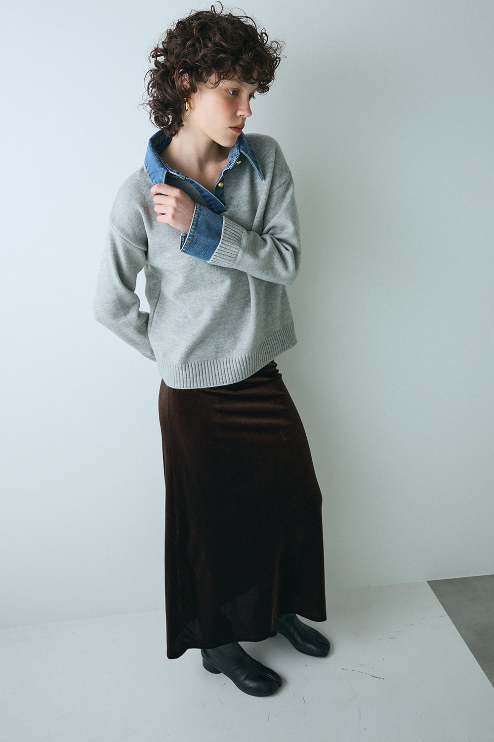【予約：1月下旬〜2月上旬】Velvet Long Skirt／60251102053