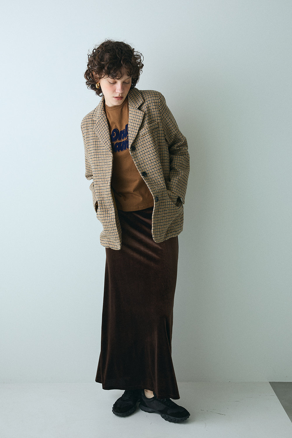 【予約：1月下旬〜2月上旬】Velvet Long Skirt／60251102053