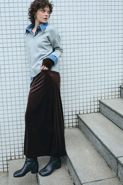 【予約：1月下旬〜2月上旬】Velvet Long Skirt／60251102053