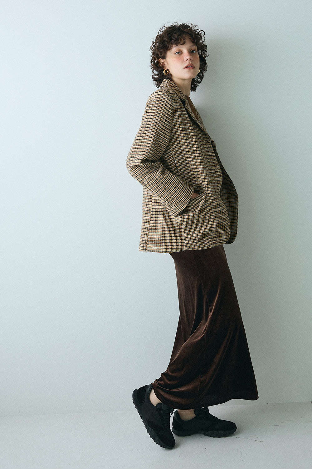 【予約：1月下旬〜2月上旬】Velvet Long Skirt／60251102053